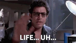 Доктор  впервые произносит фирменную фразу