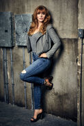 Bryce-Dallas-Howard-Feet-4094671.jpg (811 KB)