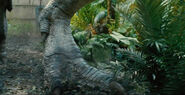 Jurassic-world-super-bowl-trailer-screenshot-indominus-rex-foot