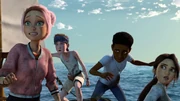 Brooklynn advirtiendo a sus amigos sobre las olas.