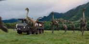 Jurassic-world-dinosaurs-run