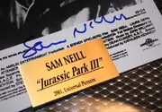Autographe de Sam Neill dans .
