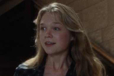 Ariana Richards Jurassic Park Bang Jurassic Park' TV Reboot: Could
