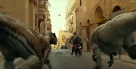 JWD trailer Atrociraptors chasing Owen