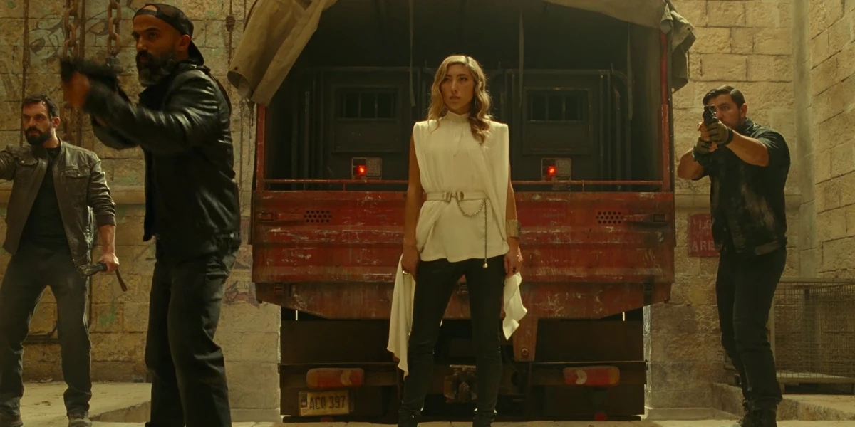 Soyona Santos's Dinosaur Trafficking Ring Jurassic Park Wiki Fandom