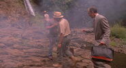 Jurassic-park-movie-screencaps.com-384