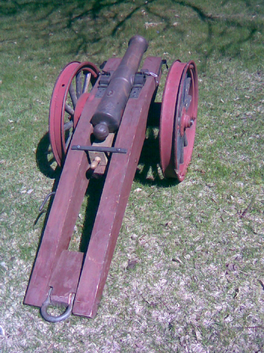 Small old-timy cannon 2