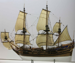 Pinnace ship model