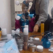 Behind the scenes (C1)