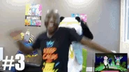 Ubimouss C'mon.gif (9.42 MB) Mouss Otakool dancing with Panda in a Just Dance Minute video