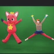 BabyShark bts 1.jpg (13 KB) Behind the scenes 1