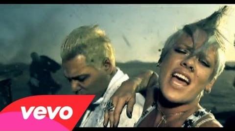 P!nk - Funhouse