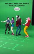 Behind the scenes 6 (crowd)