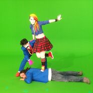 Miss Understood Lala BTS2.jpg (136 KB) Behind the scenes 4