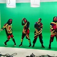 Kickit bts.jpg (169 KB) Behind the scenes 2