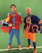 Equis bts.jpg (193 KB) Behind the scenes