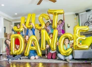 Jd2015 1 people.jpg (56 KB) 1 day countdown post until the game’s release