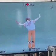 SevenBTS4.jpg (33 KB) Behind the scenes 4