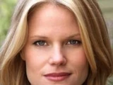 Joelle Carter