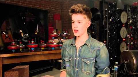 Justin Bieber Behind The Scenes -- 'Santa Claus Is Comin' To Town' Music Video