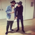 Justin Bieber pulling DJ Alizay's beard.jpg (557 KB)