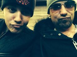 Justin Bieber with his dad 2014