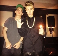 Julkeyz and Justin Bieber.jpg (87 KB)