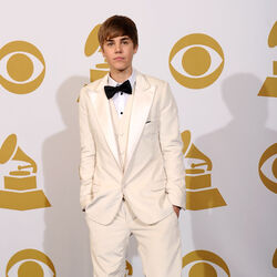 Supra Justin Bieber Wiki Fandom