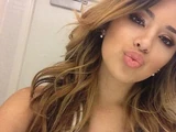 Jasmine V