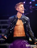 JustinBieberSinCamisaConciertoBeijing11.jpg (100 KB)