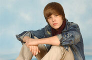 Justin Bieber sitting photosession in New York October 2009