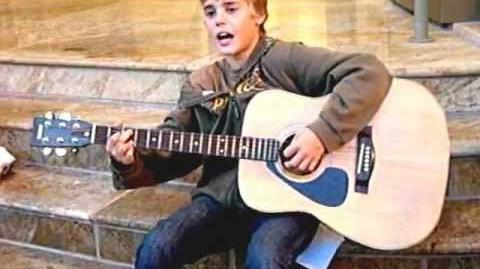 Justin bieber in front of avon theater