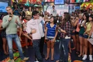 Justin Bieber hugging fan MUCH 2009.jpg (70 KB)