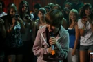 Justin performing for fans August 2009.jpg (62 KB)