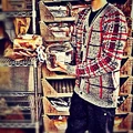 justinbieber "I got a lot of bread" via Instagram