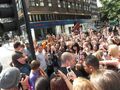 Justin Bieber singing for fans in London