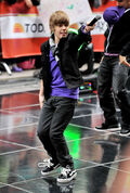 Justin Bieber Performs on Today 12 October 2009