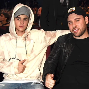 Scooter Braun Justin Bieber Wiki Fandom He was born on june 18, 1981, in new york city, usa. scooter braun justin bieber wiki fandom