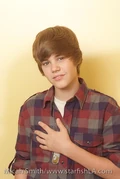 Justin Bieber at photoshoot by Micah Smith 2009 sess 5 (7).jpg (105 KB)