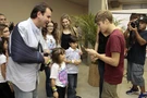Justin Bieber with Mayor of Rio de Janeiro (8).jpg (194 KB)