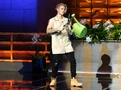 Justin Bieber- 091115.jpg (244 KB)