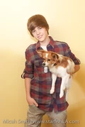 Justin Bieber at photoshoot by Micah Smith 2009 sess 5 (18).jpg (98 KB)