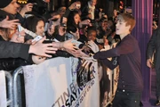 Justin at NSN premiere Paris 2011 (5).jpg (94 KB)