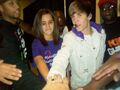 Justin Bieber meets Fan backstage My World Tour Houston (2)