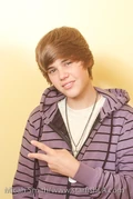 Justin Bieber at photoshoot by Micah Smith 2009 sess 5 (29).jpg (110 KB)