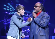 Justin at the 16th annual House Full Of Toys.jpg (256 KB)