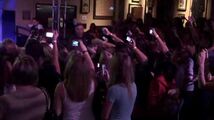 Justin plays the Hard Rock Cafe in Vegas!