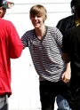 Smiling Justin in Los Angeles 2010.jpg (352 KB)
