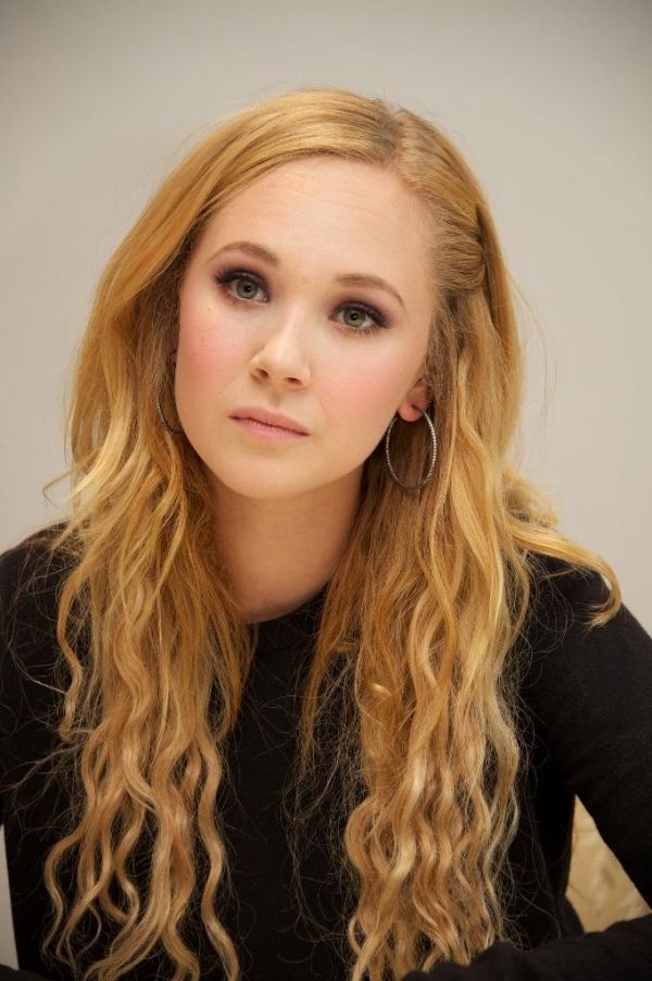 juno temple red hair