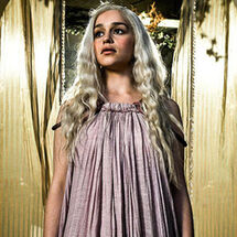 Daenerys-targaryen-game-of-thrones-20625672-500-333 288x288